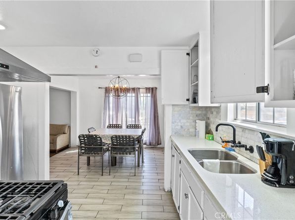 327 Normandy Pl