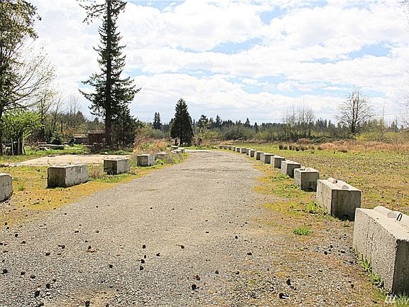 3rd image of 2921 54th Ave SW