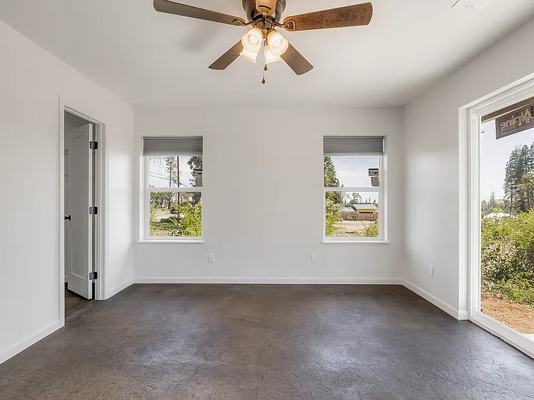 1660 Kenford Way — Photo 14