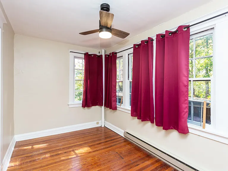 343 N Gore Ave — Photo 10