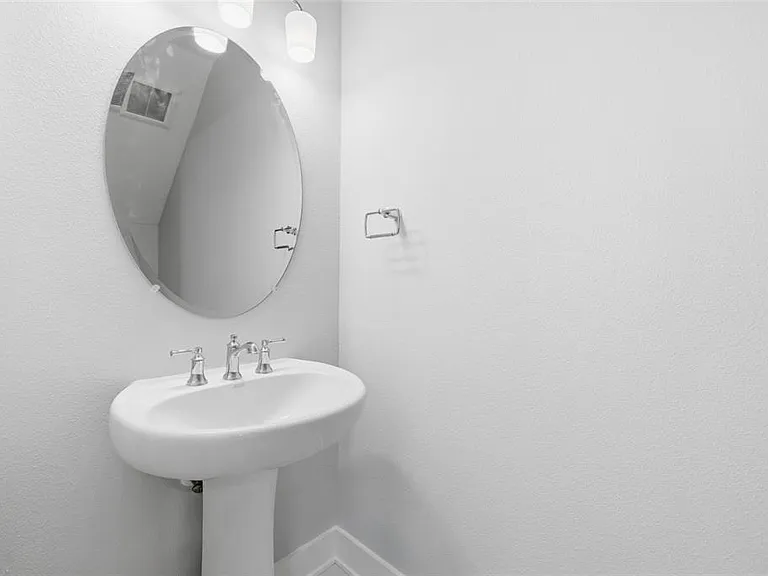 4208 W Carmen St #C — Photo 19
