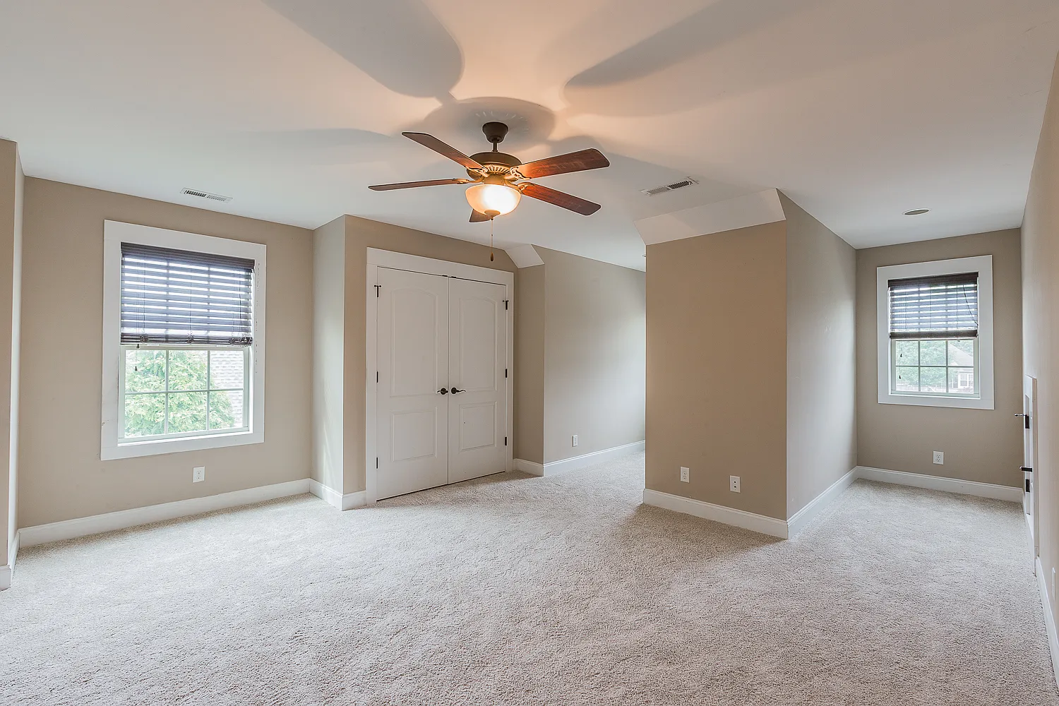 7388 Lazy Brook Court - 1 — Photo 4
