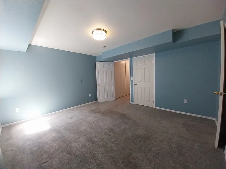 9786 Buckingham Ct — Photo 39