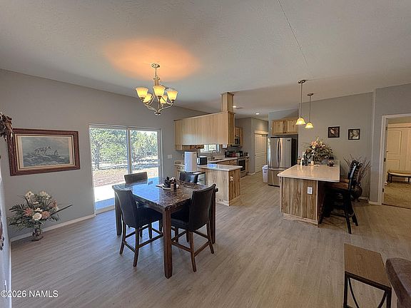 4th image of 7668 Daisy Dr