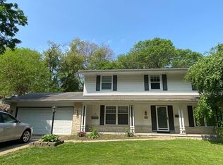 1210 26th St, West Des Moines, IA 50266