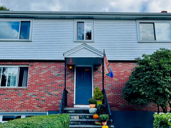 12 Piermont St #2, Watertown, MA 02472