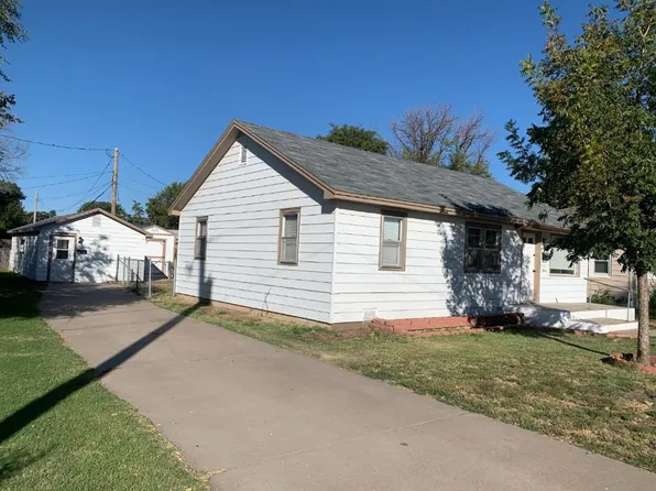 1307 N 9th St, Garden City, KS 67846