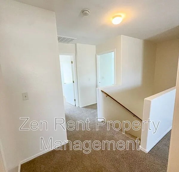 4237 E Windsor Dr — Photo 11