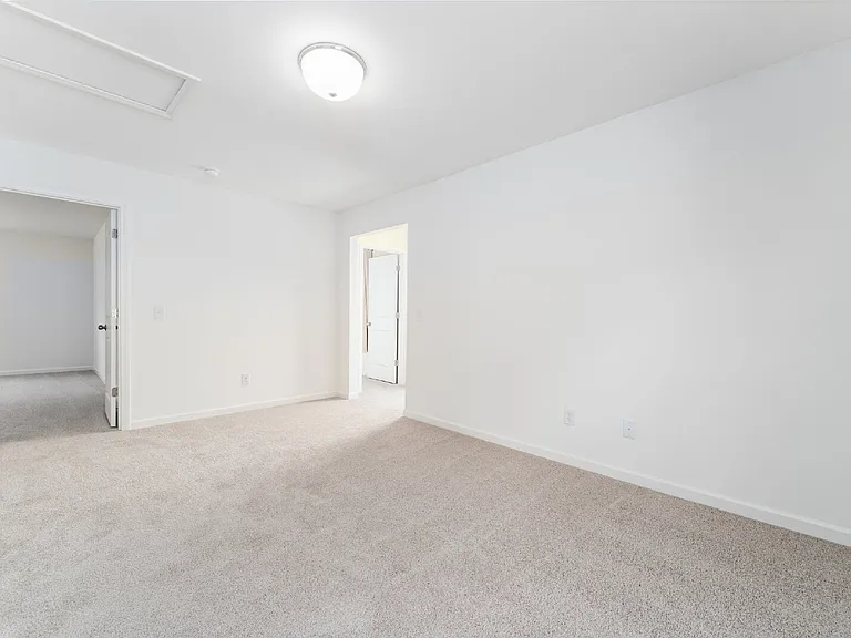 1423 Seawatch Dr — Photo 3