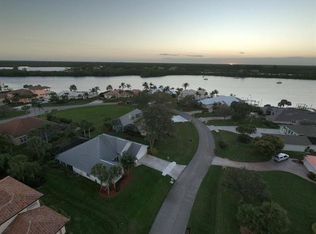 3274 SE River Vista Dr, Port Saint Lucie, FL 34952