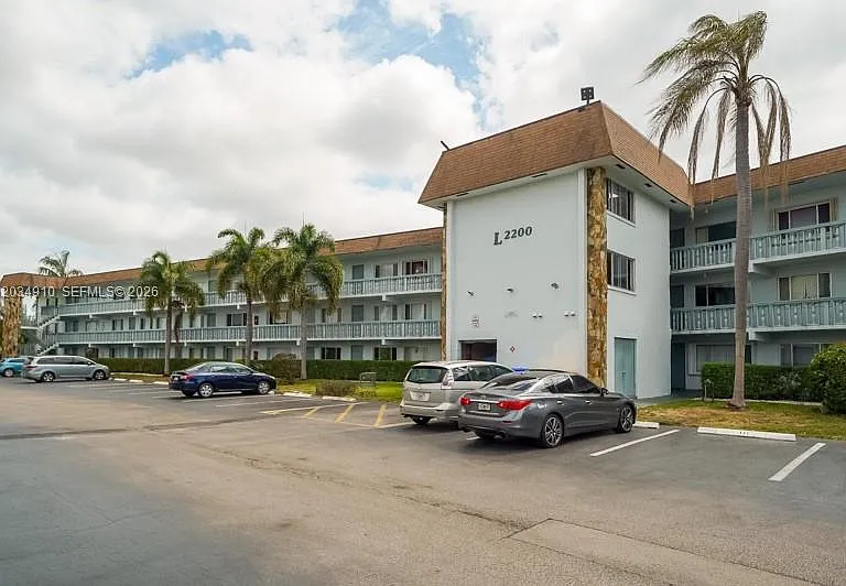 2200 Springdale Blvd #214 — Photo 1