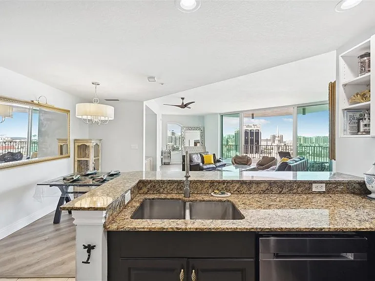 1771 Ringling Blvd #1001 — Photo 29