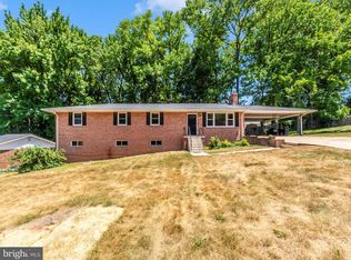 5008 Rayburn Ct, Temple Hills, MD 20748