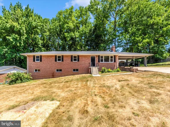 5008 Rayburn Ct, Temple Hills, MD 20748