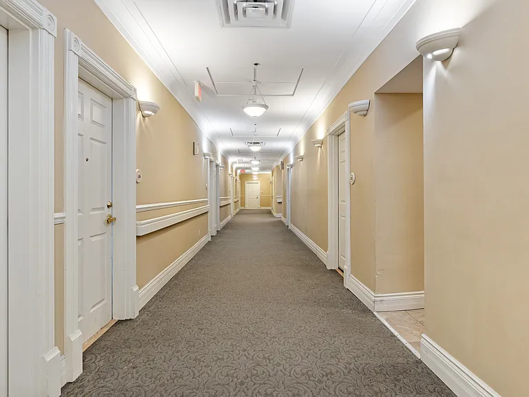 353 Friel St #G28 — Photo 6