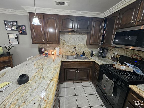 5th image of 4705 Millbrook Way