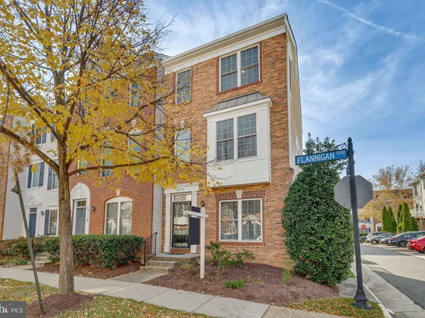 42791 Flannigan Ter, Chantilly, VA 20152