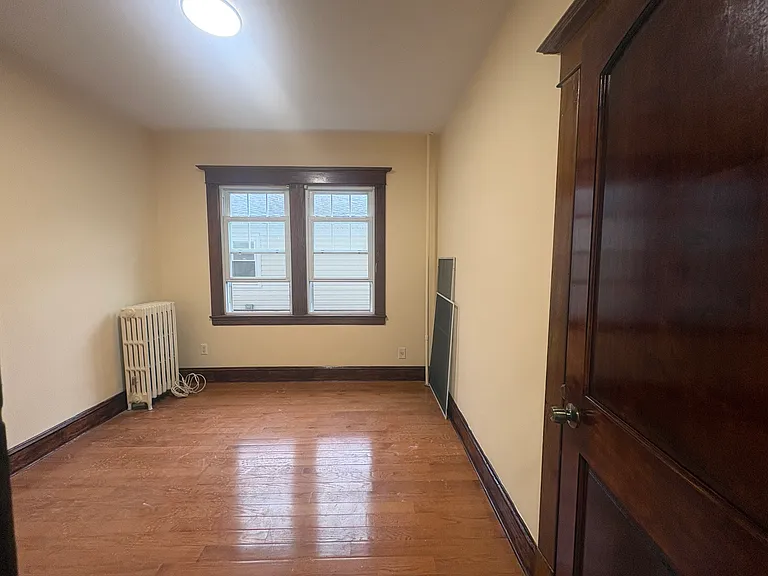 217 Bancroft Ave #1 — Photo 10