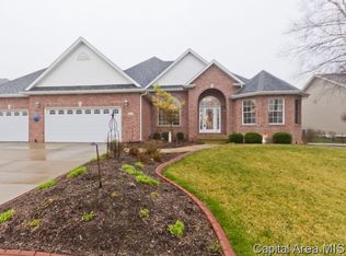 2720 Westport Dr, Springfield, IL 62711