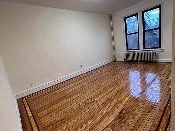 3rd image of 3206 29th St APT 3C