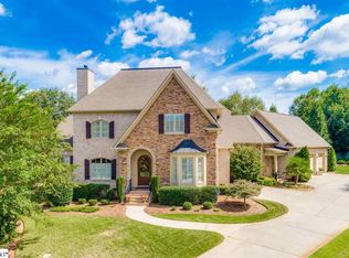 11 Summerhall Glen Ln, Simpsonville, SC 29681