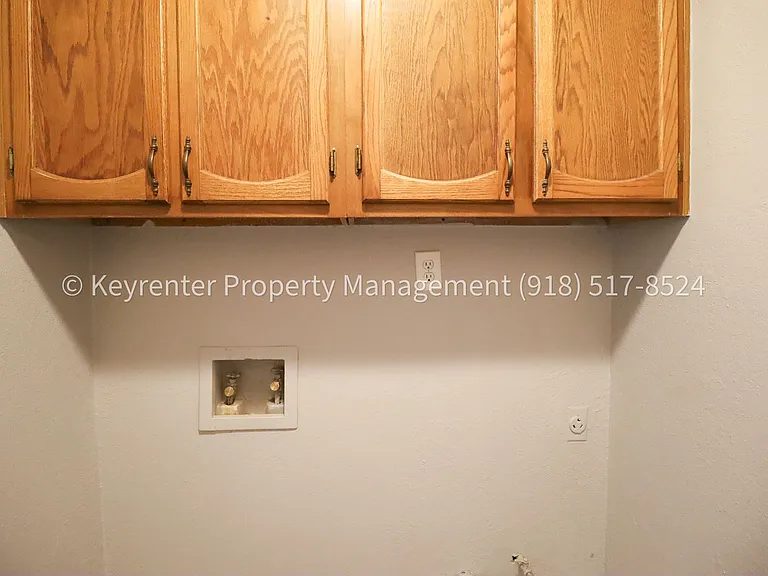 9351 S 89th Ave E — Photo 14