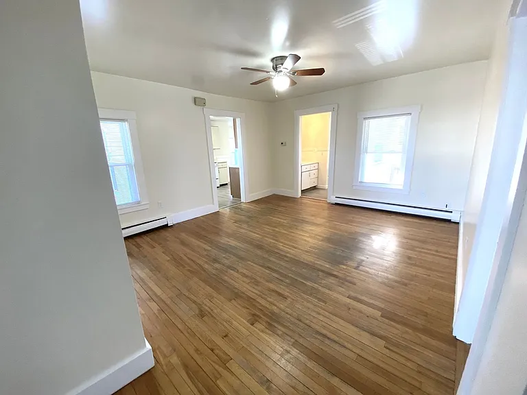 120 Northern Ave — Photo 2