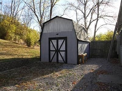 5th image of 9533 Crestbrook Dr