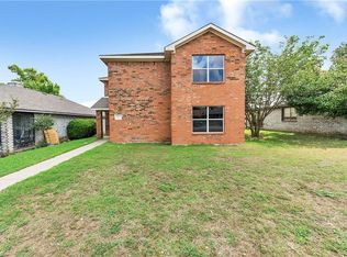 2950 Lawndale Dr, Lancaster, TX 75134