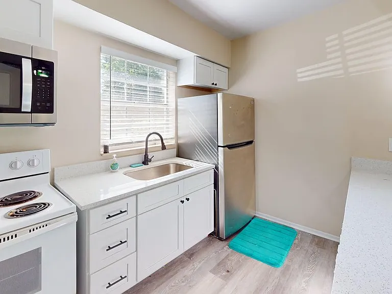 1228 E Muriel St #A — Photo 11