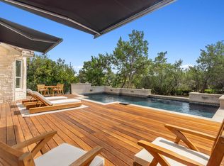 1 Sparrowglen Ln, The Hills, TX 78738