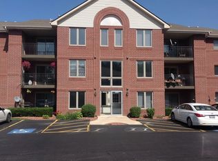 11103 W Cove Cir UNIT 3B, Palos Hills, IL 60465