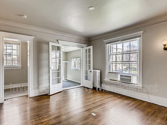 3rd image of 1200 N Clarkson St APT 1