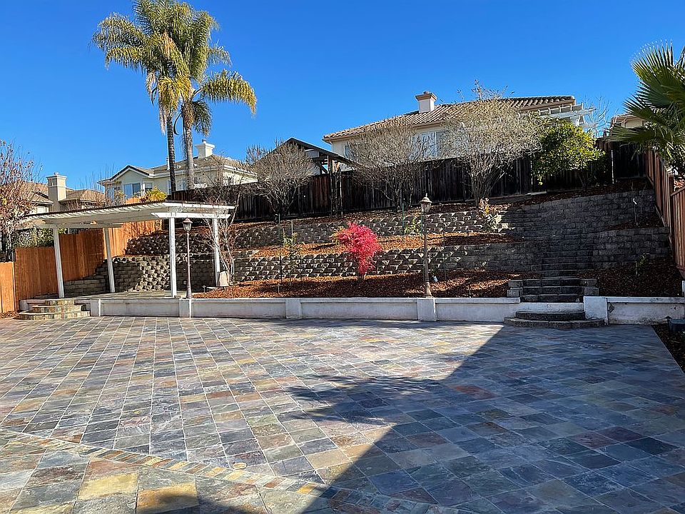 2nd image of 4252 Christian Dr