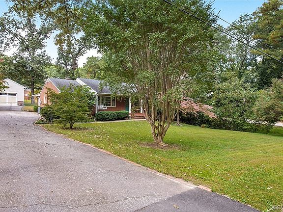 3rd image of 2332 Shoreham Dr