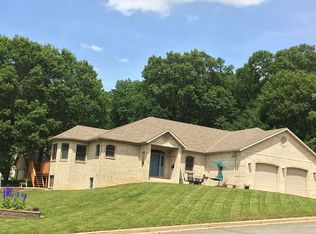 3324 Oakdale Ct, Eau Claire, WI 54701