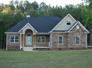 75 Maple Leaf Dr, Oxford, GA 30054