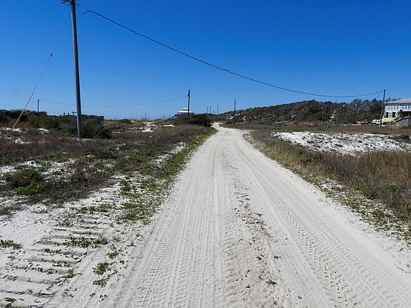3rd image of 764 Gulf Shore Dr