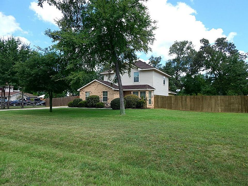 1st image of 25220 Big Horn Ln