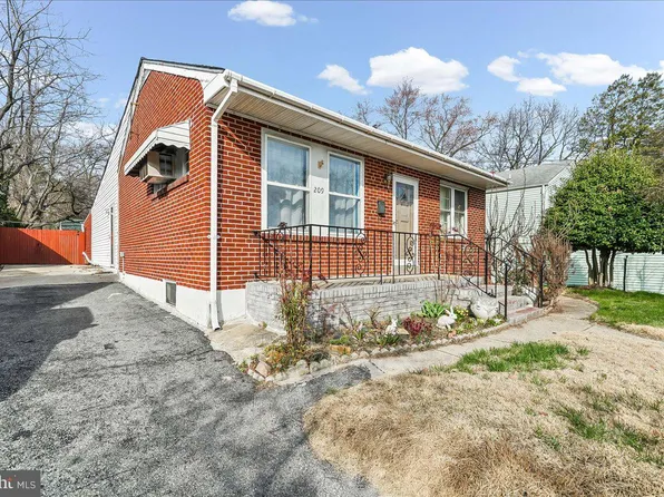 209 Boxwood Rd, Wilmington, DE 19804