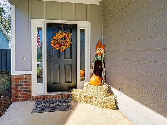 3rd image of 1712 Edenburg Way