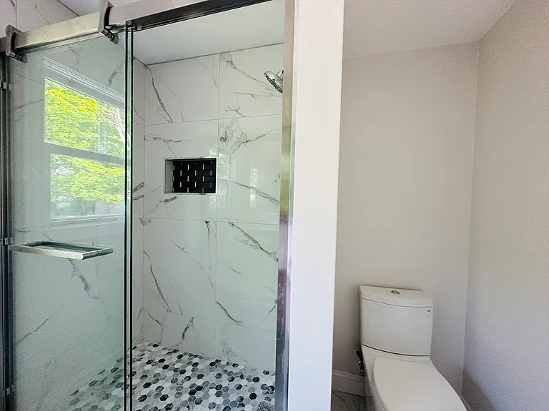 123 Oxford Rd #123 — Photo 8