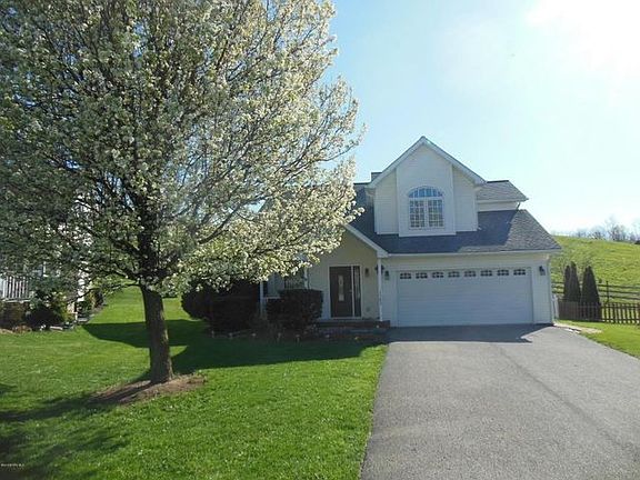 2nd image of 1503 Oriole Dr
