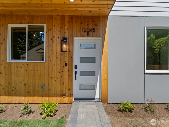 12048 5th Avenue NE #B, Seattle, WA 98125