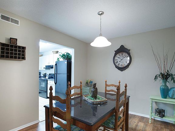 4th image of 730 Germantown Cir #R9dwb1430