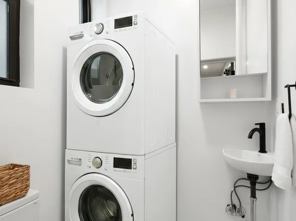 214 Mulberry Street image 9 of 10