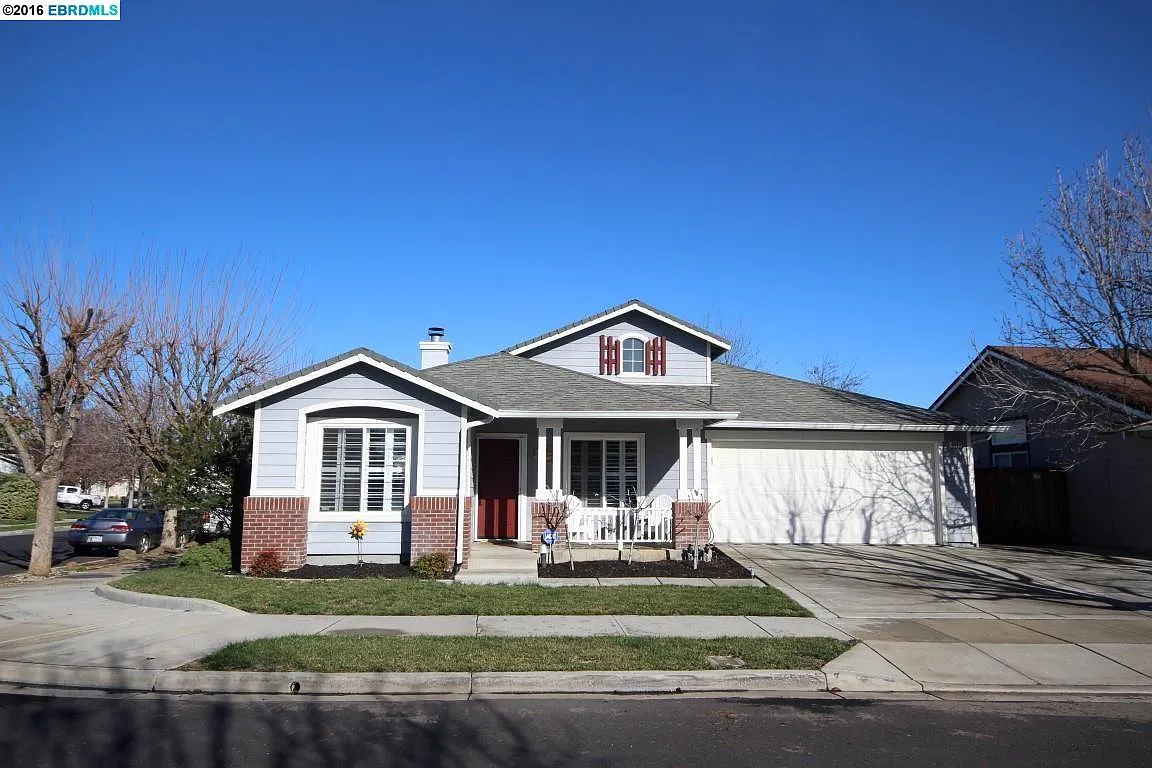 4683 Roosevelt Dr photo 1