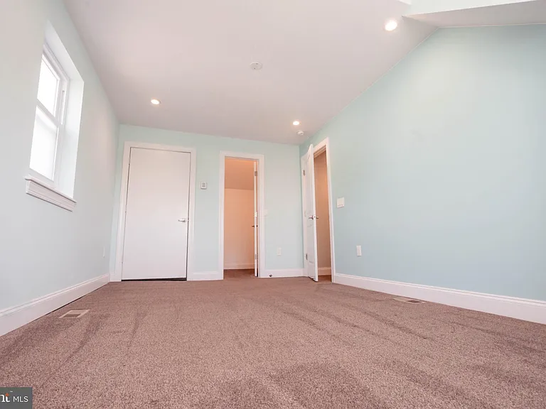 42 Grandview Dr — Photo 21