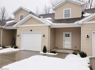 669 Treadway Blvd, Sheffield Lake, OH 44054