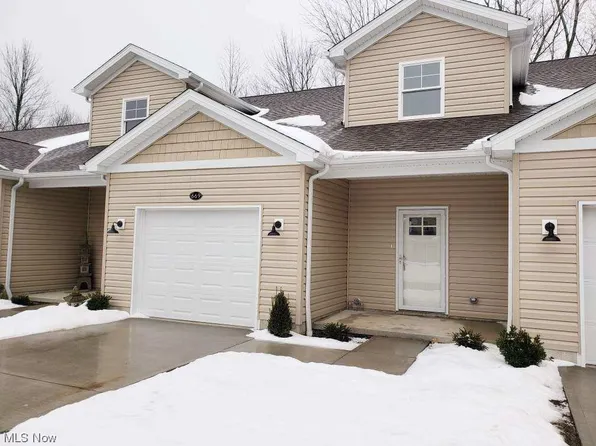 669 Treadway Blvd, Sheffield Lake, OH 44054